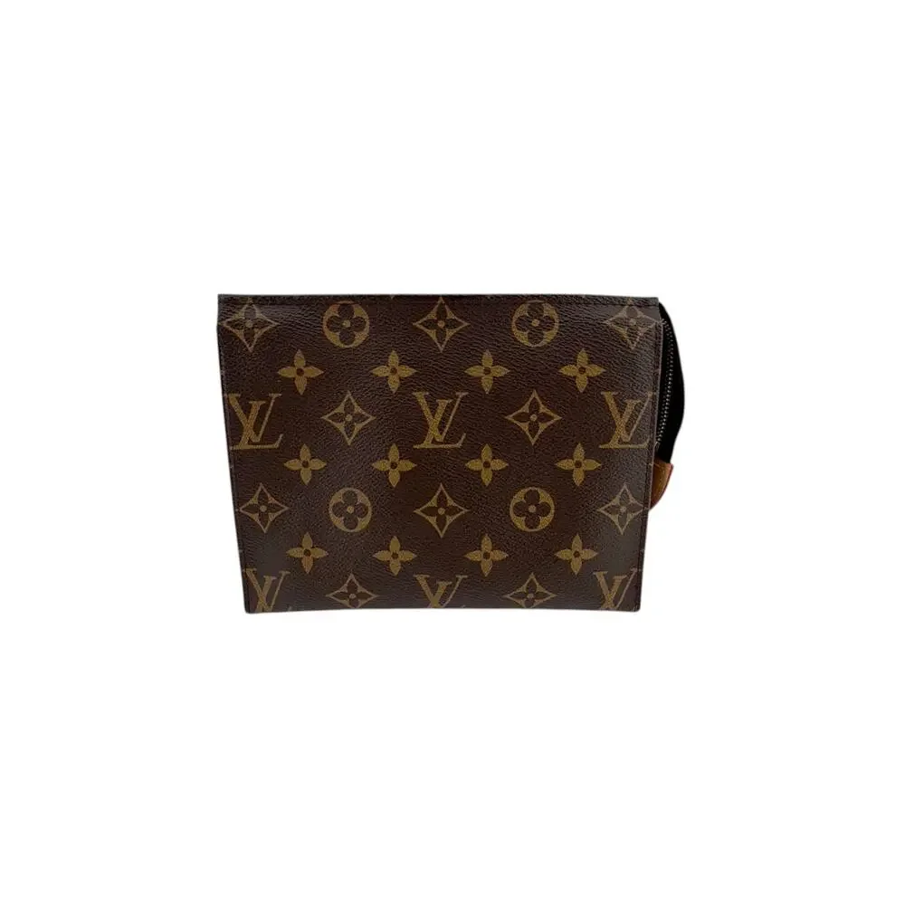 LOUIS VUITTON Monogram Toiletry Pouch 19